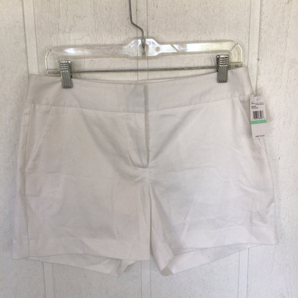 VINCE CAMUTO WHITE COTTON FLAT FRONT SHORTS SIZE 8 NWT - Picture 2 of 9